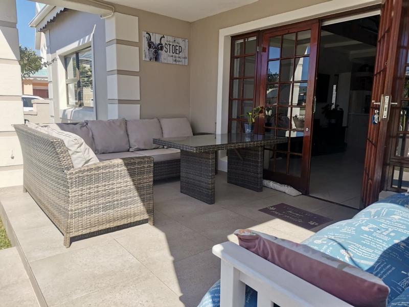 4 Bedroom Property for Sale in Marina Martinique Eastern Cape